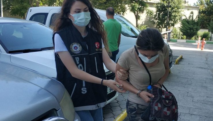 Yolcu otobüsünden inerken uyuşturucuyla yakalanan kadın tutuklandı