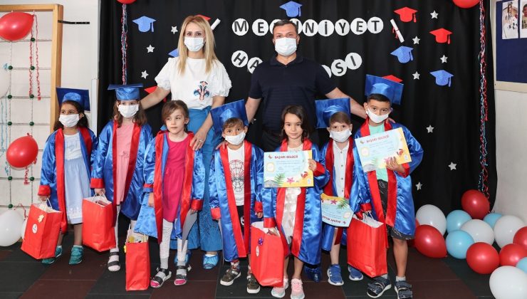 Yüreğir Belediyesi kreşinde mezuniyet sevinci