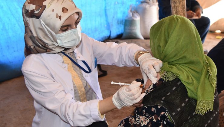 2 bin 950 rakımda aşı çalışması