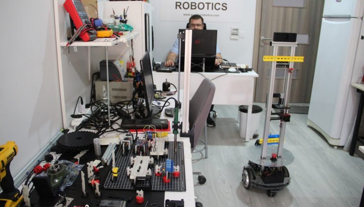 20 metrekarede teknoloji üretiyor