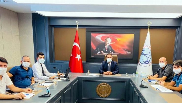 7 Aralık Üniversitesi’nde  2021 stratejisi belirlendi