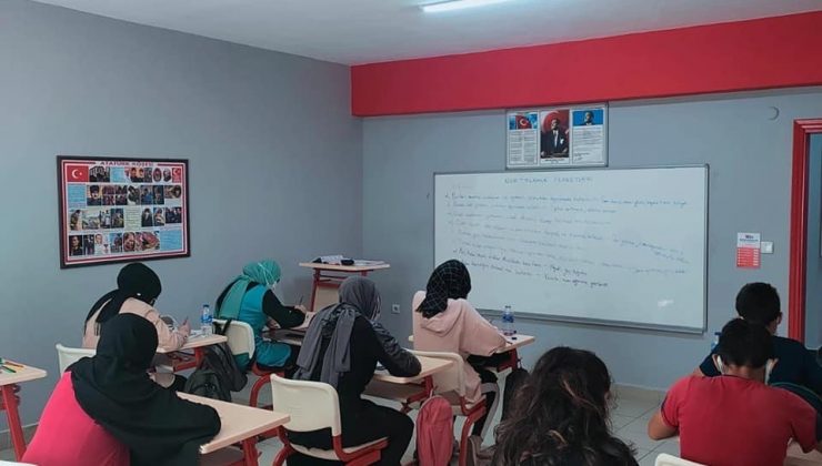 Açı kursta hafta sonu dersleri devam ediyor