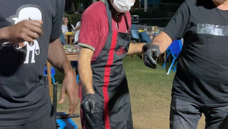 Adana Demirsporlu futbolculara kebap keyfi