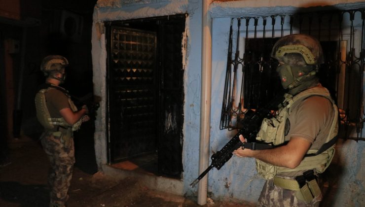 Adana’da şafak vakti narkotik operasyonu