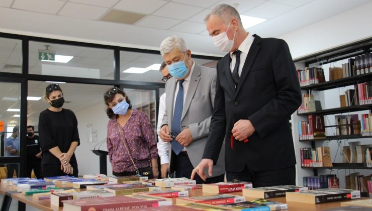 ADÜ’de ’60 yıl sonra Başbakan Adnan Menderes’ isimli kitap sergisi açıldı