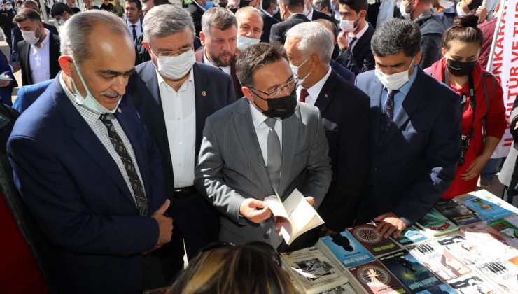 Afyonkarahisar 3. Kitap Fuarı kapılarını açtı