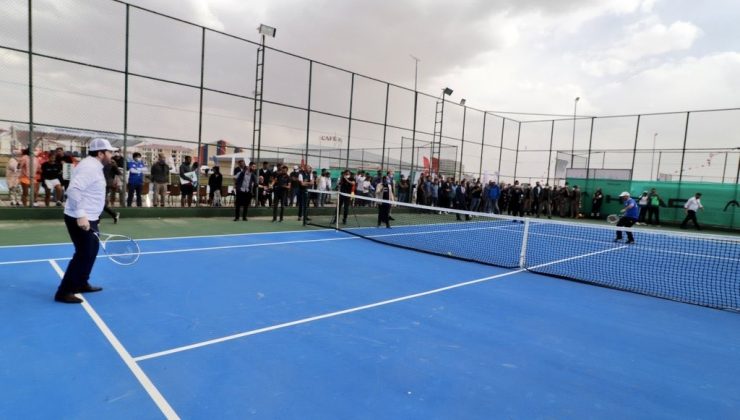 Ağrı Dağı Tenis Turnuvası başladı