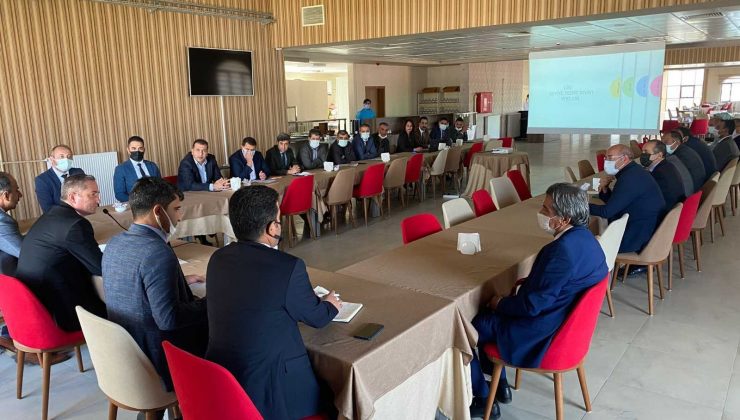 Ağrı’da lise müdürleri ile Seviye Tespit Sınavı sonuçları değerlendirildi