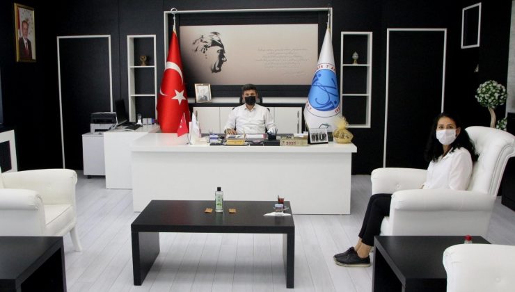 Aktif Yaşam Merkezi Müdürü Öztürk, Karacoşkun’la bir araya geldi