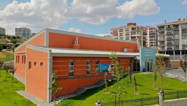 Ankara’da deniz yok ama yüzebilen çok