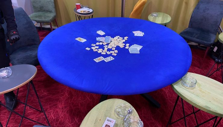 Apartta fuhuş yapan 2 kişi yakalandı