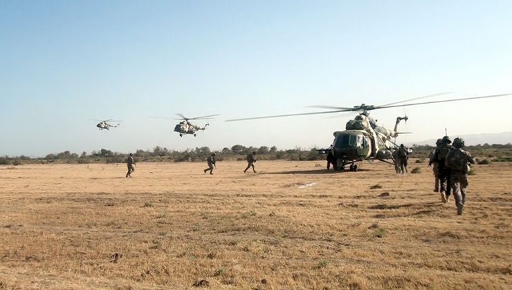 Azerbaycan’da “Üç Kardeş 2021” tatbikatı hava operasyonlarıyla devam ediyor