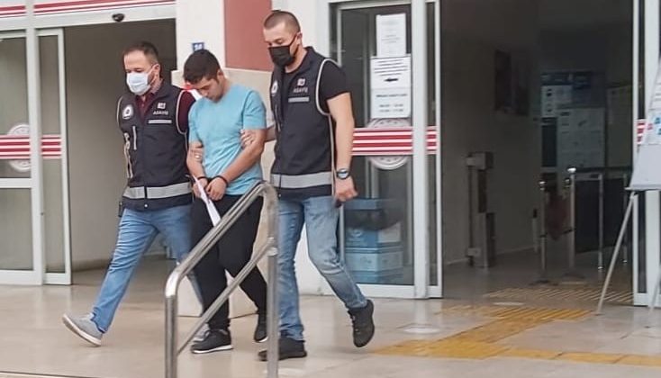 Azılı hırsız uykusunda yakalandı