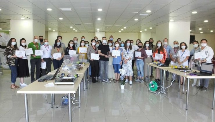 Balıkesirli öğretmenler tarımı kodladı