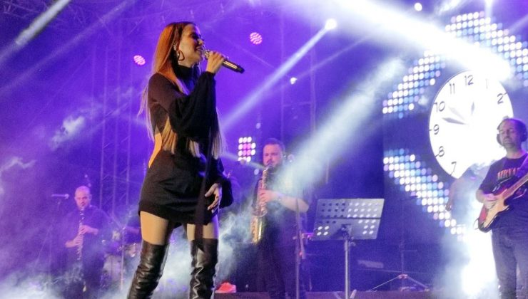 Bandırma’da Derya Uluğ coşkusu