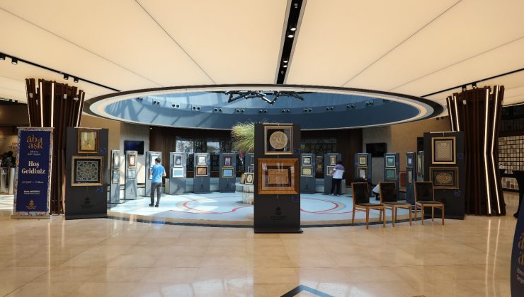 Başakşehirli kadın sanatçılardan “Ab-ı Aşk” sergisi