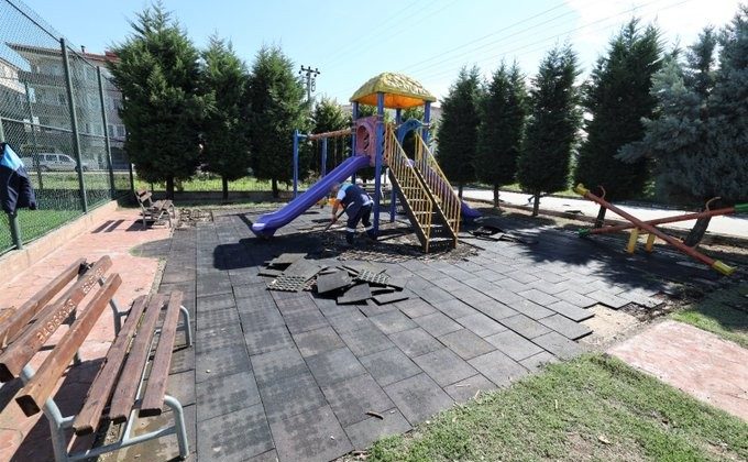 Başiskele’de parklar yenileniyor