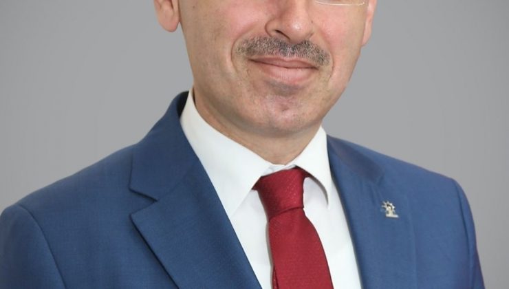 Başkan Çopuroğlu: “Tüm demokrasi şehitlerimizi rahmetle anıyoruz”