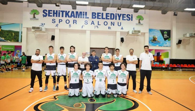 Başkan Fadıloğlu dev adamlarla buluştu