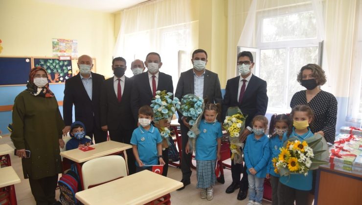 Başkan Özlü, öğrencilerin heyecanına ortak oldu