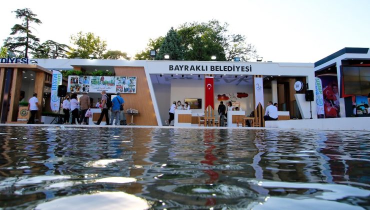 Bayraklı Belediyesi fuarda yerini aldı