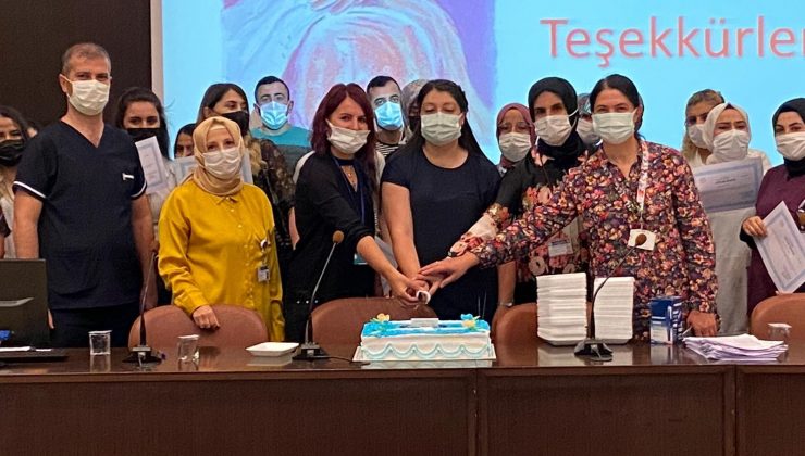 Bebek dostu olan GAÜN Hastanesi’nde anne sütü eğitimi