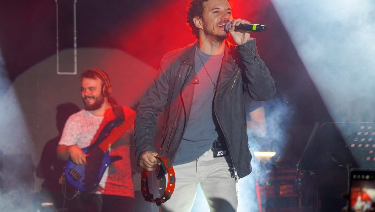 Binlerce kişi Buray konseri ile coştu