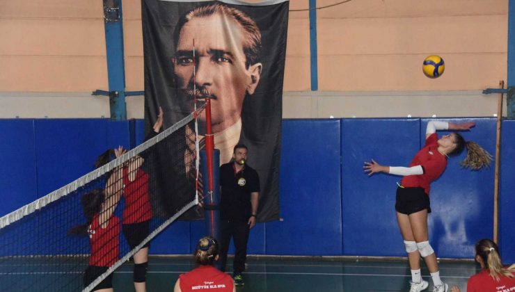 Bizim Kızlar hazırlık maçında 3-1 galip geldi