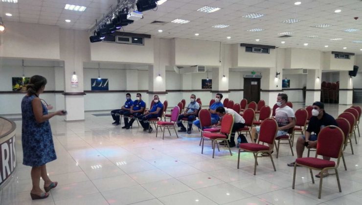 Büyükşehir çalışanlarına Covid-19 aşı teşviki eğitimi