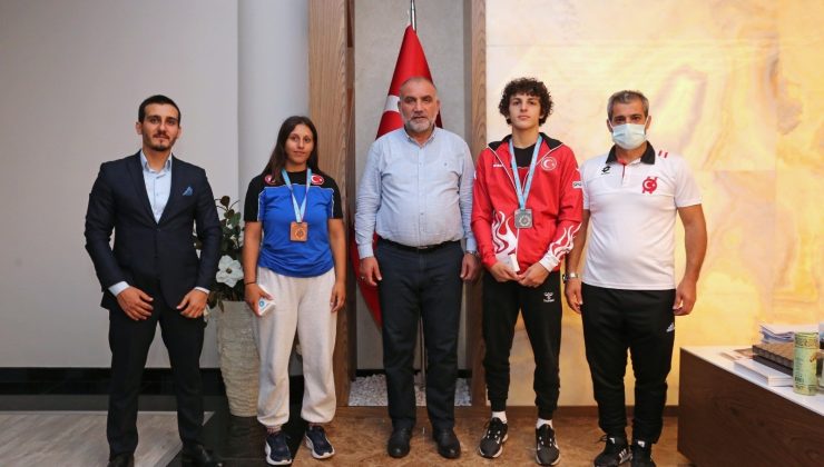 Canik’in milli gururları