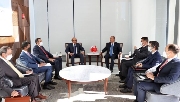 Çavuşoğlu, Bahreyn Dışişleri Bakanı Al Zayani ile görüştü