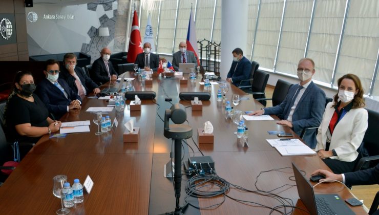 Çekya Büyükelçisi Vacek: “İhracattaki başarılarınızın sırlarını bize de öğretin”