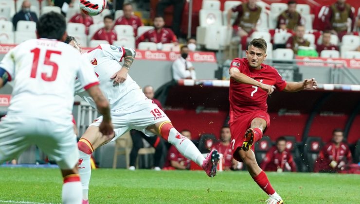 Cengiz Ünder milli formayla 10. golünü kaydetti