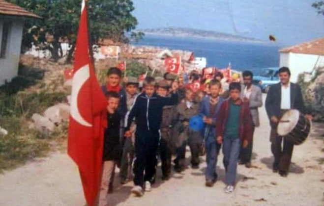 Çeşme’nin Ildır Mahallesi okuluna yeniden kavuşmak istiyor