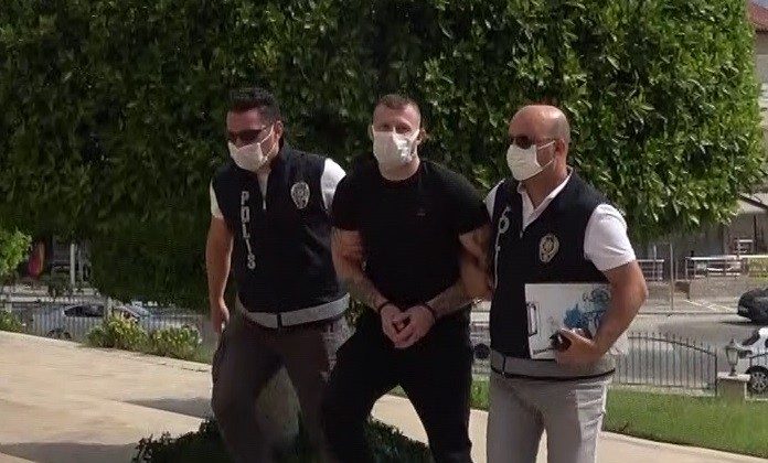 Cezaevi firarisi polisten kaçamadı