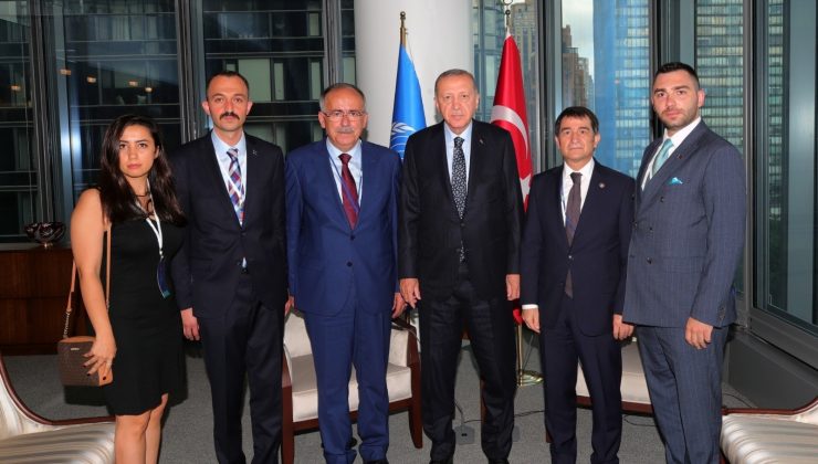 Cumhurbaşkanı Erdoğan, MHP Genel Başkan yardımcılarını kabul etti