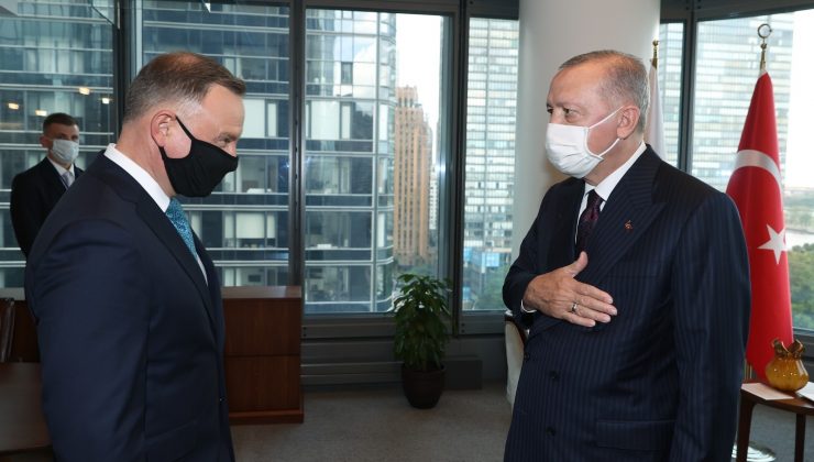 Cumhurbaşkanı Erdoğan, Polonya Cumhurbaşkanı ile bir araya geldi