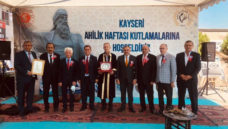 Develili esnaf yılın ahisi seçildi