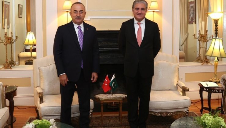 Dışişleri Bakanı Çavuşoğlu, Pakistan Dışişleri Bakanı Kureyşi ile görüştü