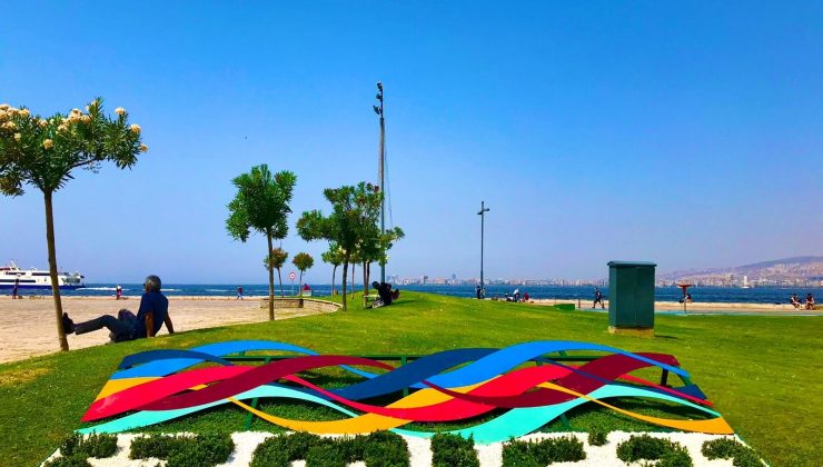 Emilia Saiz: “Geleceği kurmak için İzmir’den daha iyi bir yer hayal edemiyorum”