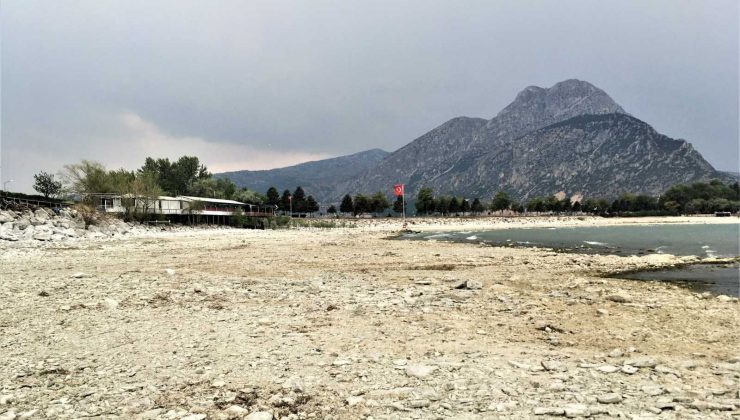 Eğirdir Gölü’nde kritik kod seviyesine 34 santim kaldı