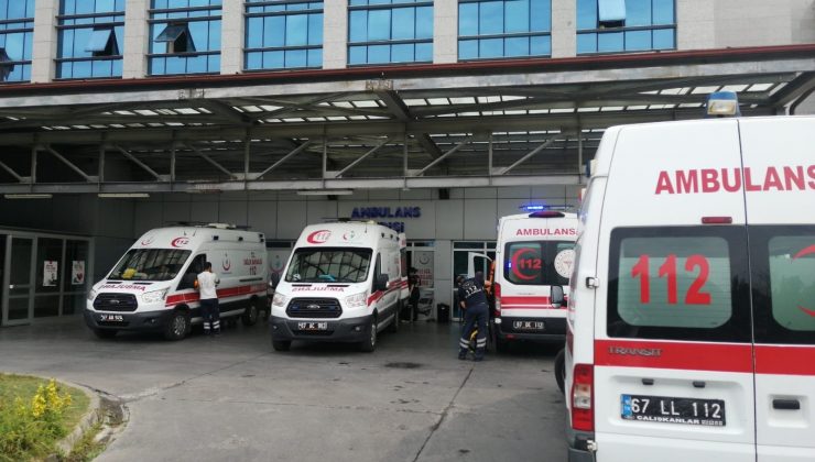 Ereğli’de patpat devrildi: 4 yaralı