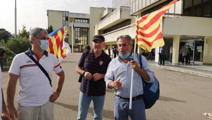 Eski Katalonya Özerk Hükümet Başkanı Puigdemont gözaltında