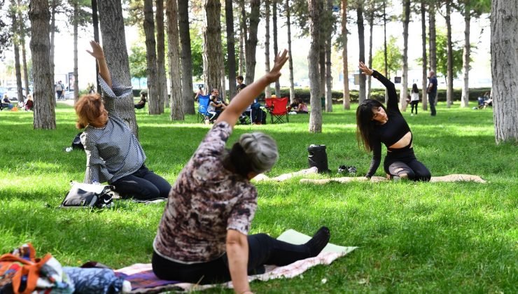 Eskişehirliler çeşitli etkinliklerle “Sporla Buluşuyor”