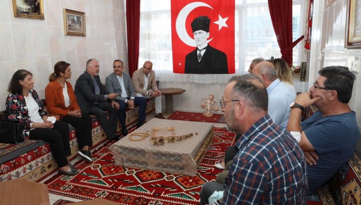 Esnafla kuru fasulye pilavlı sohbet