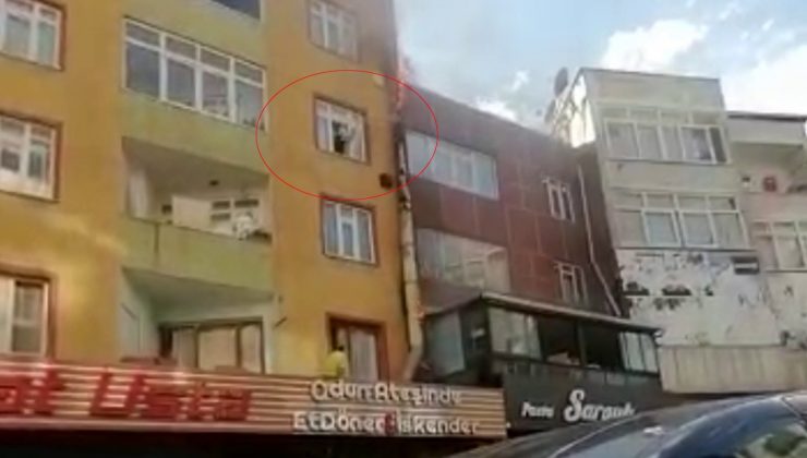 Evinin penceresinden pet şişe ile yangını söndürmeye çalıştı