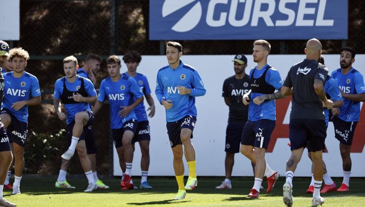 Fenerbahçe, Sivasspor maçı hazırlıklarını sürdürdü