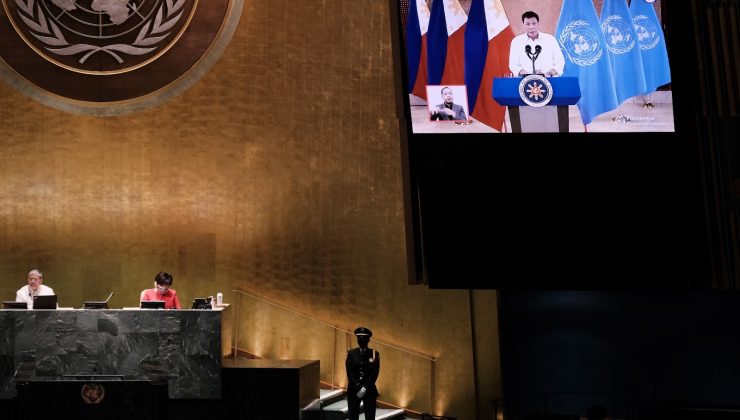 Filipinler Devlet Başkanı Duterte’den zengin ülkelere “aşı” tepkisi
