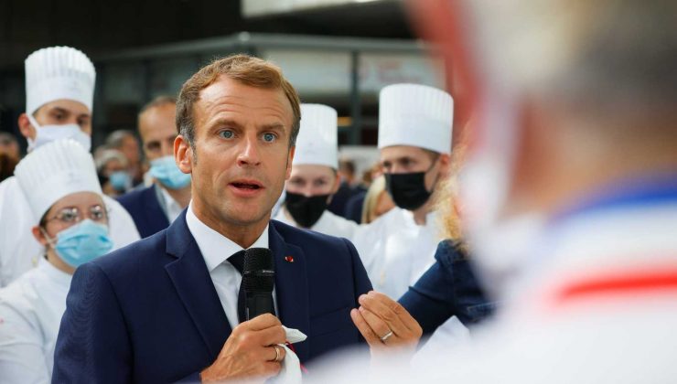 Fransa Cumhurbaşkanı Macron’a “yumurtalı” saldırı
