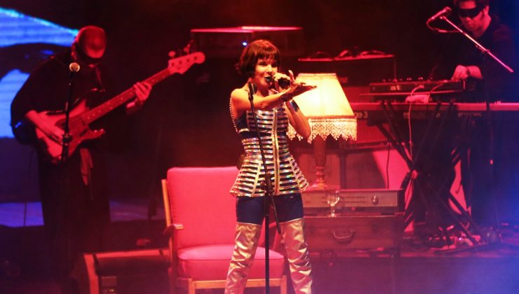 Gaye Su Akyol hayranlarını coşturdu